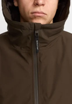 Winter Outerwear-RVLT / Revolution